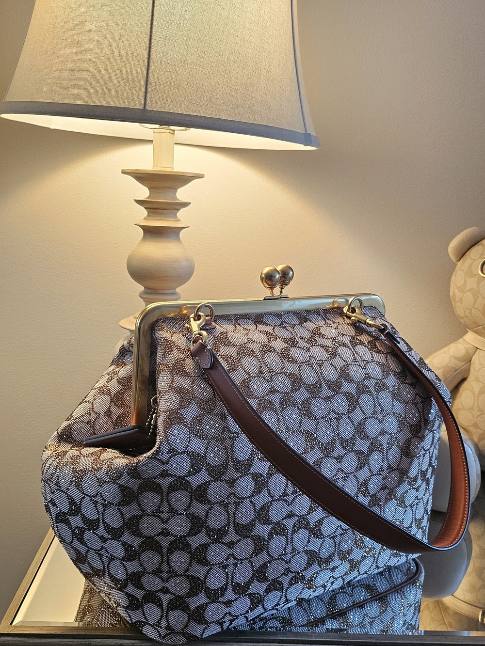 Limited Edition Coach Signature Jacquard KissLock Frame Clutch Crystal - Picture 7 of 10